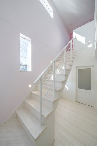 家族構成で変わる階段の形|U字・L字・直階段のメリット・デメリット アイキャッチ画像